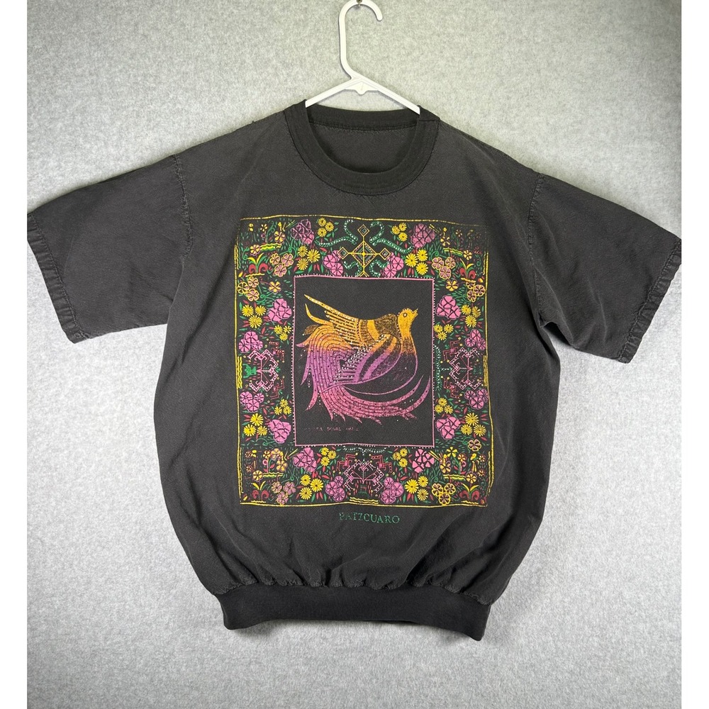 Vtg. Unisex Patzcuaro Mexico Bird Graphic Shirt Black Banded Hem Short Sleeve M